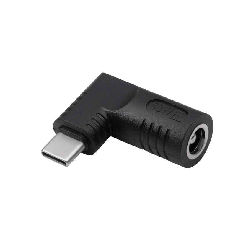 DC-adapter med 5,5 mm kontakt og USB-C-plugg i rettvinklet utførelse