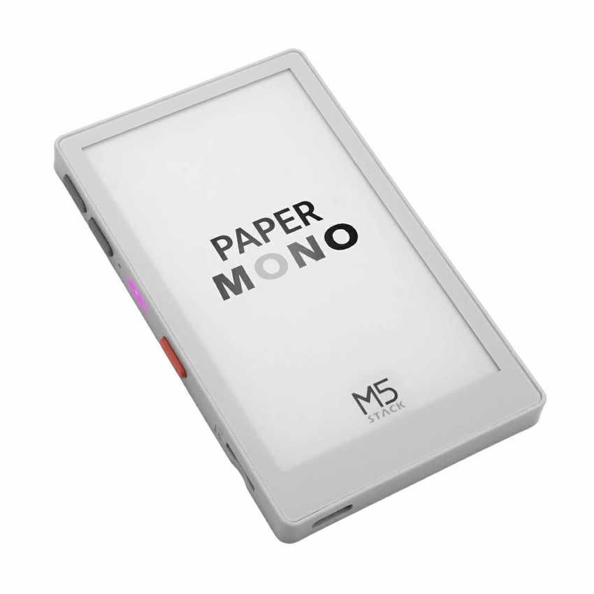 PaperMono utviklingskort med e-paper vist i skrå vinkel