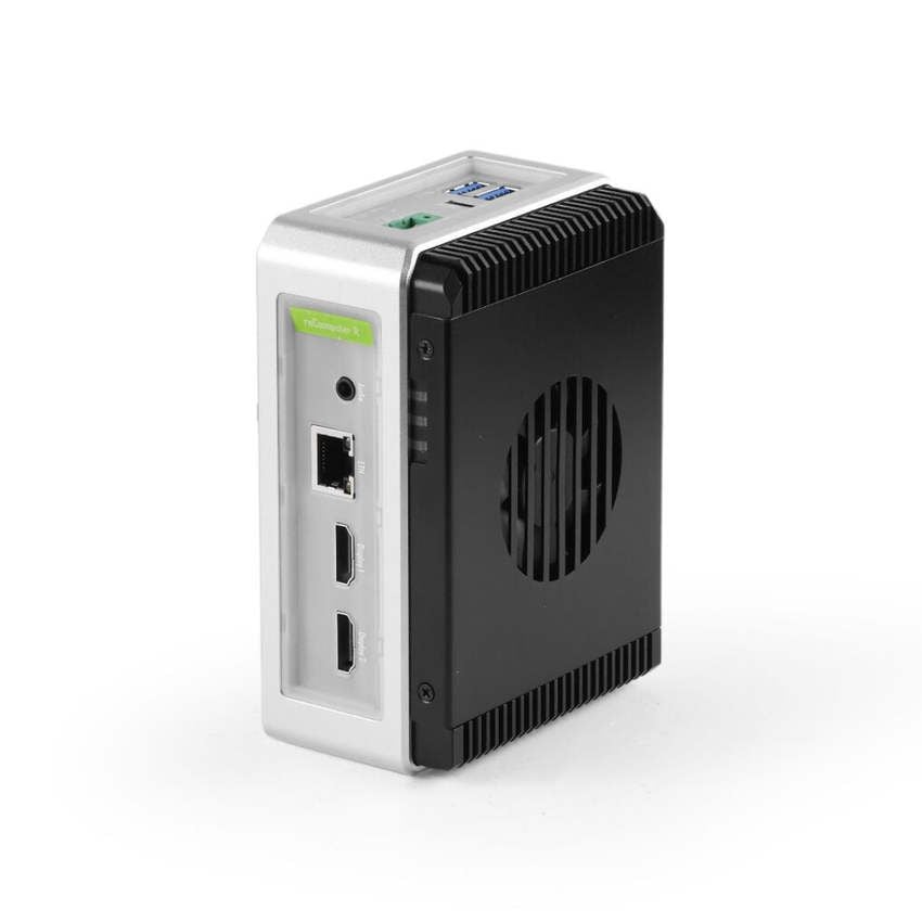 Industri-PC Seeedstudio reComputer R2135-12 sett fra siden med nettverks- og videoutganger