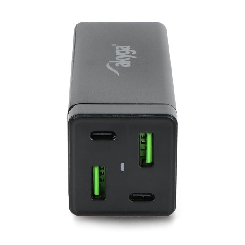 Akyga USB-lader med fire porter, vist forfra med to USB-C- og to USB-A-porter