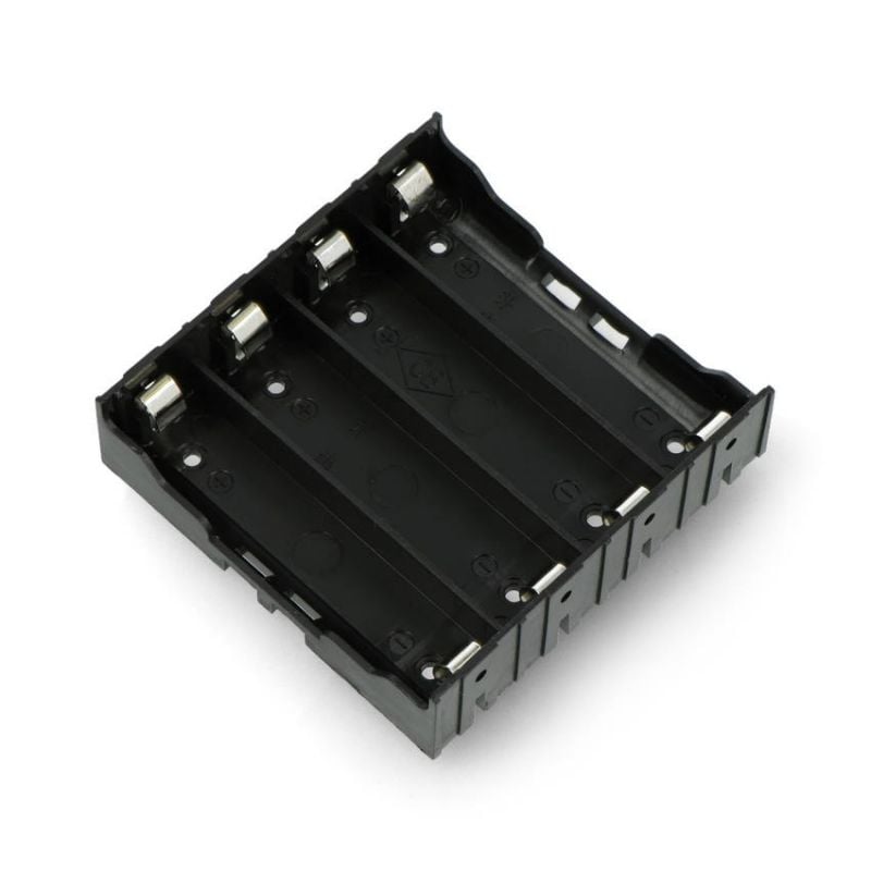 Batteriholder for fire 18650-celler uten ledninger, vist tom med innvendige batterikontakter