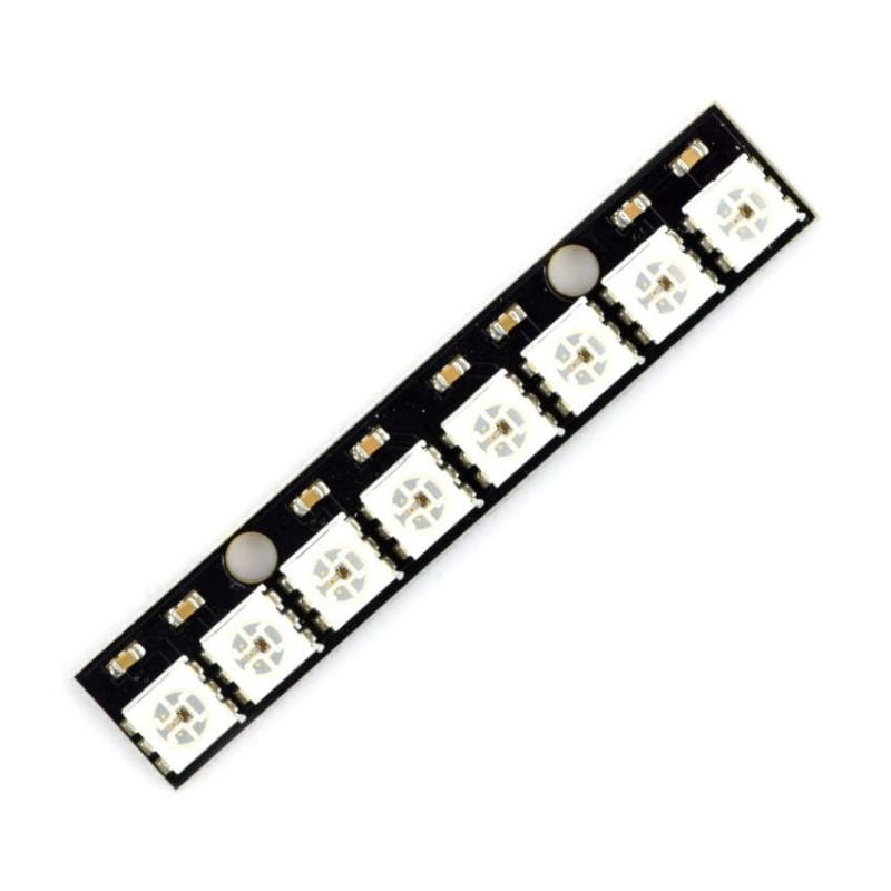 RGB-LED-list med åtte adresserbare WS2812-lysdioder på sort kretskort