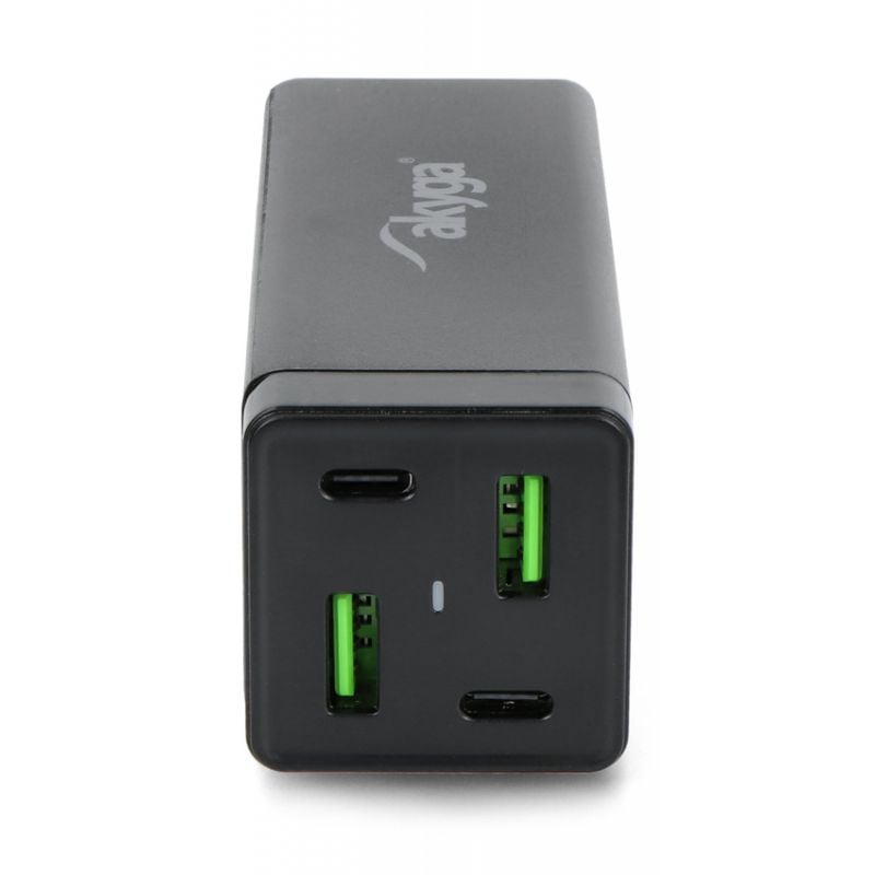 Akyga USB-lader med fire porter, vist forfra med to USB-C- og to USB-A-porter
