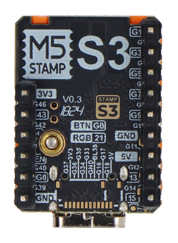 Baksiden av ESP32-S3-utviklingsmodulen med merkede tilkoblingspunkter