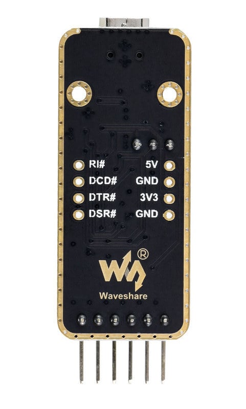 Baksiden av USB-UART-omformeren med pinnetilkoblinger og kortmerking