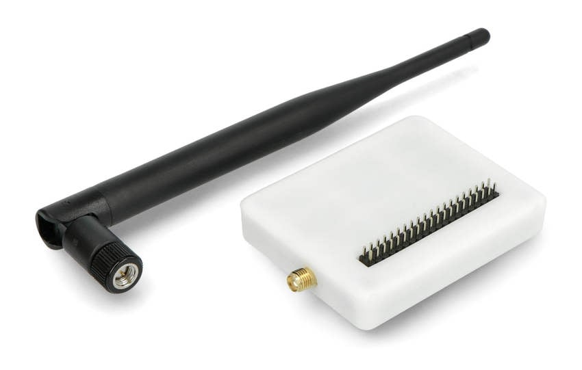 LoRaWAN- og GNSS-modul for Wio Terminal med tilkoblet SMA-antenne
