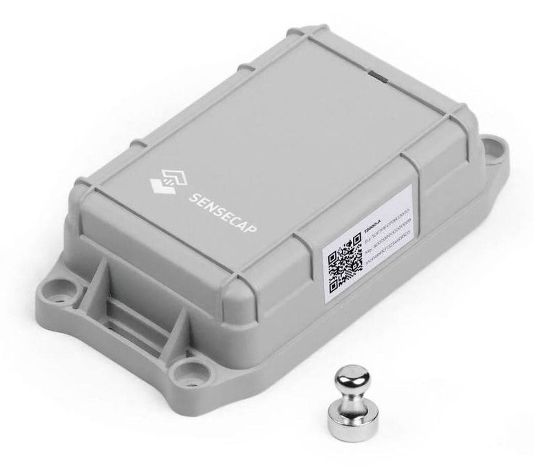LoRaWAN-sporingsenhet med QR-kodeetikett og separat magnetfeste