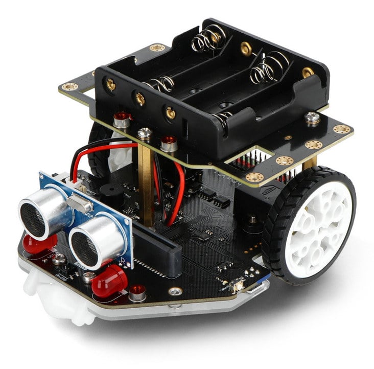Maqueen Plus V2.1 sett fra siden med drivhjul og ultralydsensor