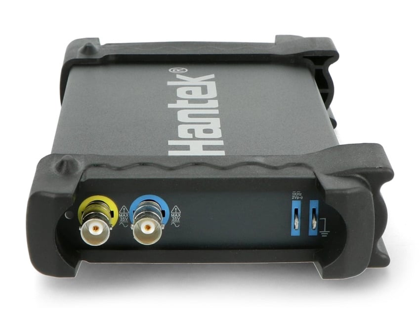USB-oscilloskopet 6022BE sett fra siden med BNC-innganger og USB-tilkobling