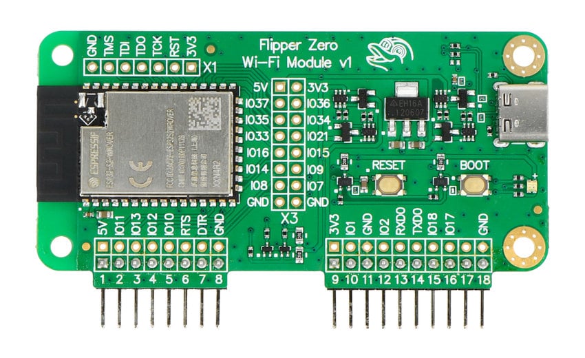 WiFi-utviklingskort for Flipper Zero sett ovenfra med USB-C-port og GPIO-kontakter